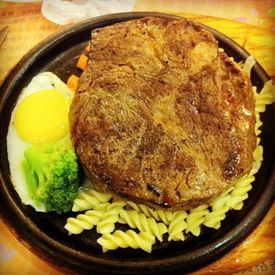 吼牛排12盎司美國嫩肩牛排