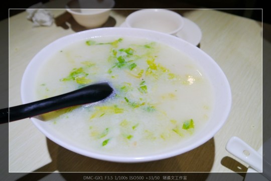 上海 宜必思酒店旁的餐廳 (4)