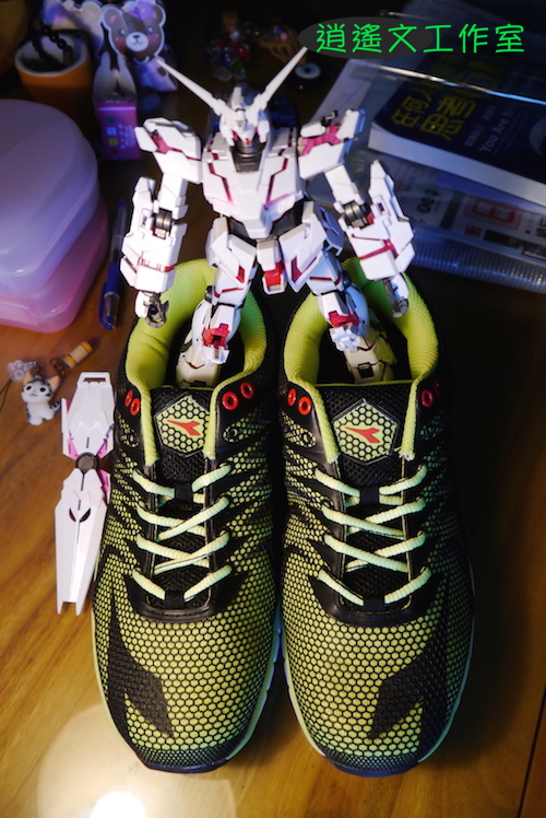 DIADORA 男輕量慢跑鞋00009